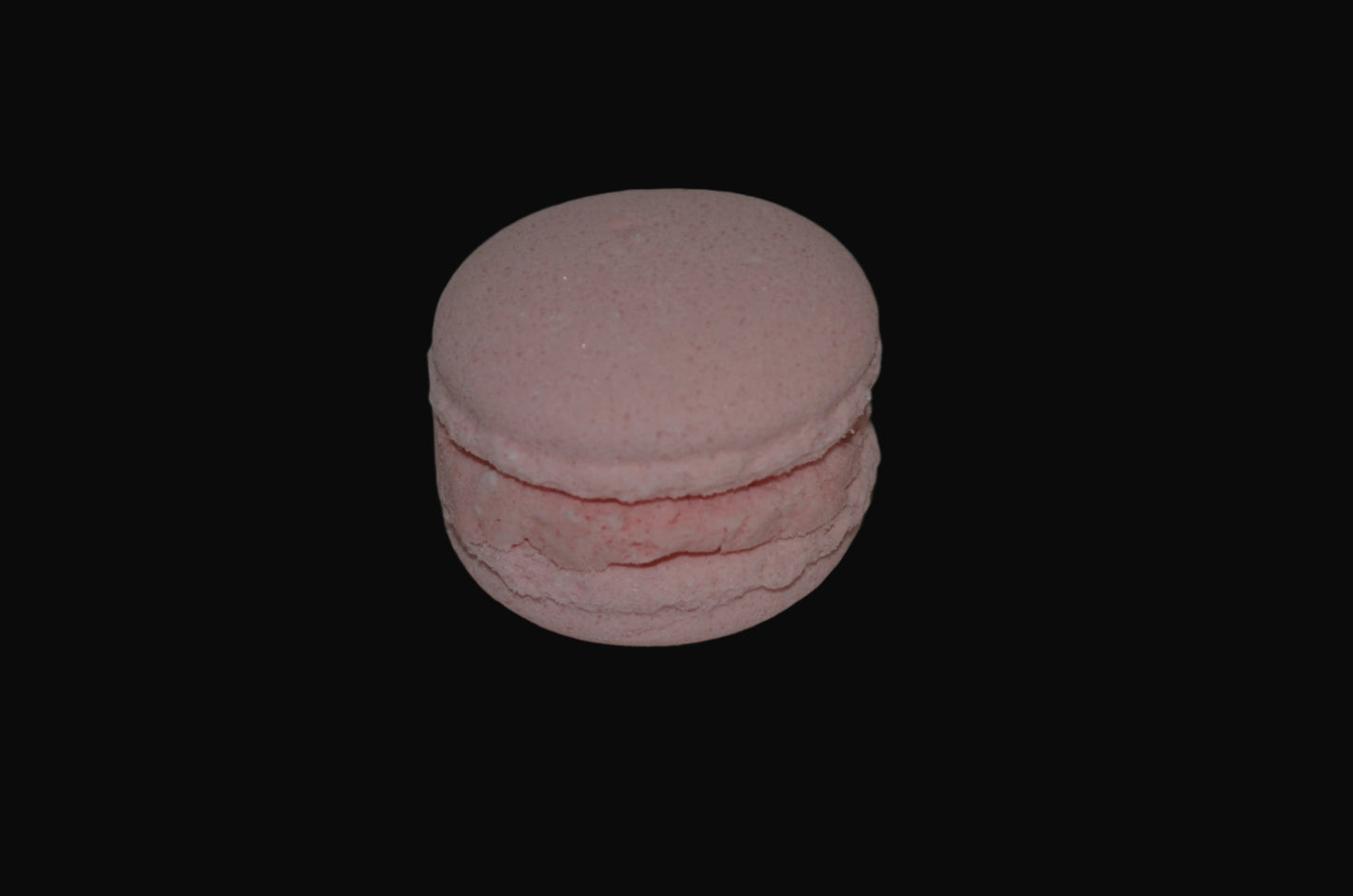 Bubble Gum Macarons