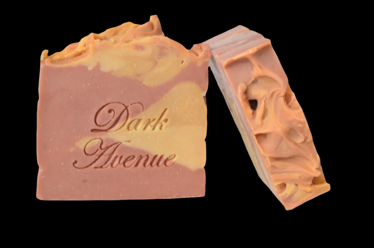 Sweet Blood Orange + Goji Berry w/ Goat Milk