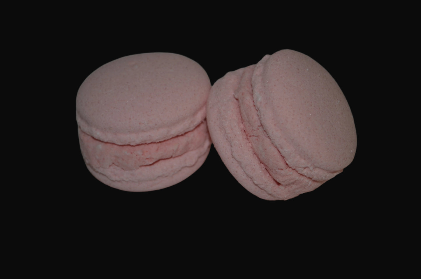 Bubble Gum Macarons